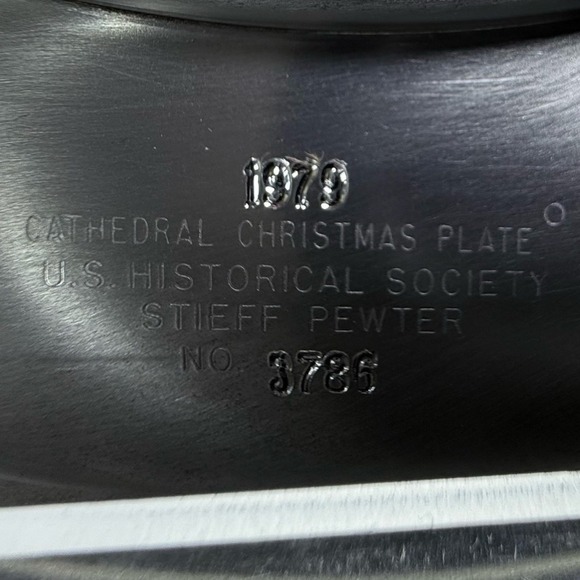 Stained Glass & Pewter Plate He Departed into Egypt" 1979 US Historical Society - Picture 7 of 7